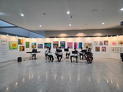 415 장애예술인 작품전시 및 버스킹