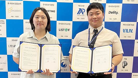 왼쪽 빅버드 정소영 대표 오른쪽 뉴챕터 유동영 대표