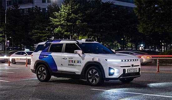 강남 심야 자율주행택시 차량 사진에스더블유엠